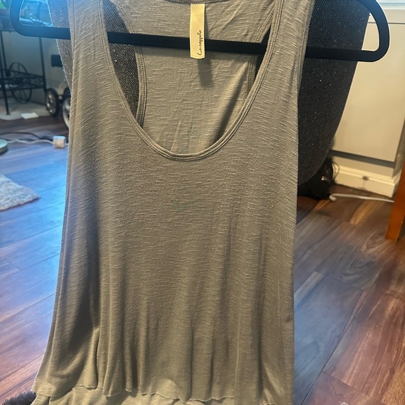 Loveappella Silver/Gray Sequin Back Tank Top - Size Small - Picture 2 of 6
